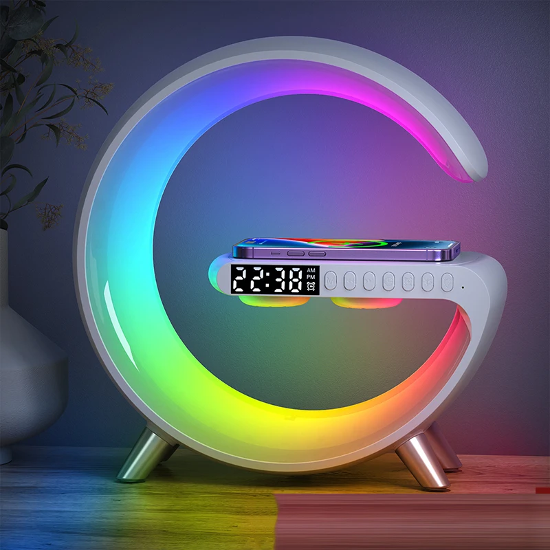 15W אווירה LED RGB אור מטען אלחוטי שעון מעורר מנורת שולחן Bluetooth רמקול עם בקרת יישום עבור IPhone 14 13 12 11 8